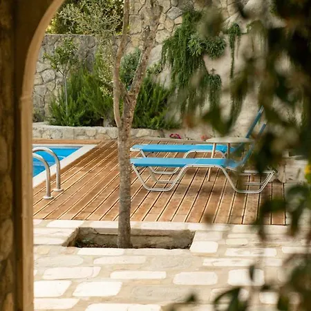 Corfu Tramezzo Designer's House Vakantiehuis Bastounion