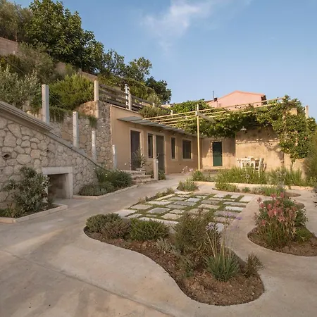 Corfu Tramezzo Designer's House *