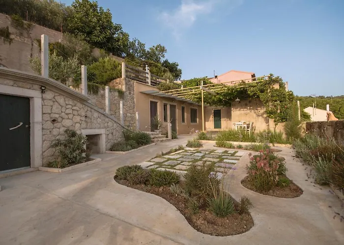 Corfu Tramezzo Designer's House *